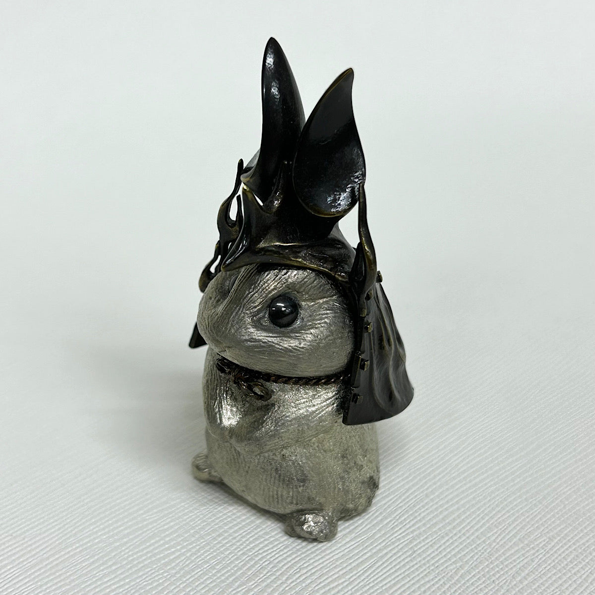祝迫芳郎(Yoshiro IWAISAKO)「脱兎の陣(兜)」