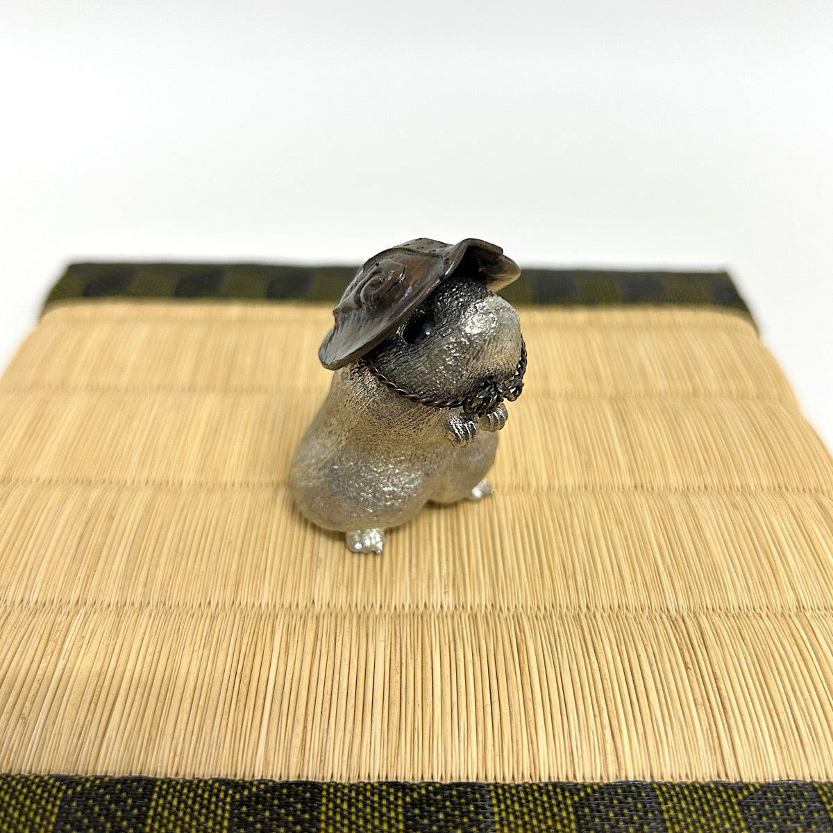 祝迫 芳郎(Yoshiro IWAISAKO)「窮鼠の陣 〜陣笠〜」
