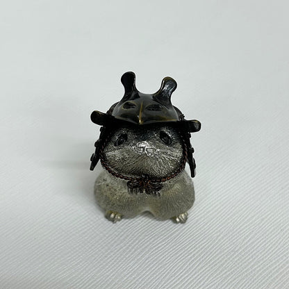 祝迫 芳郎（Yoshiro IWAISAKO）「窮鼠の陣 〜兜〜」